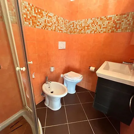 Capo Pino - Sole E Relax Apartmán Sanremo